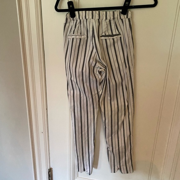 Brandy Melville | John Galt Tilden Black & White Striped Pants - Picture 4 of 9